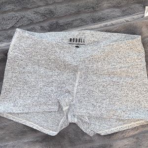 Nobull women’s shorts size M white black marble